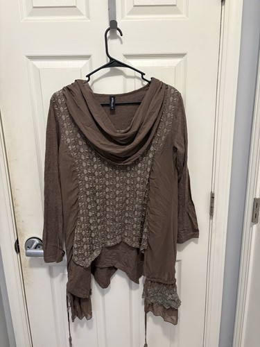 Sacred threads women l - sacred,